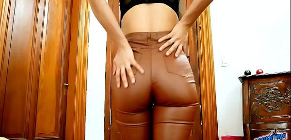  Amazing Ass and Cameltoe In Tight Brown Latex Spandex Pants Latina Babe